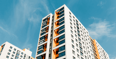 Advantages of Investing in Real Estate or Stocks